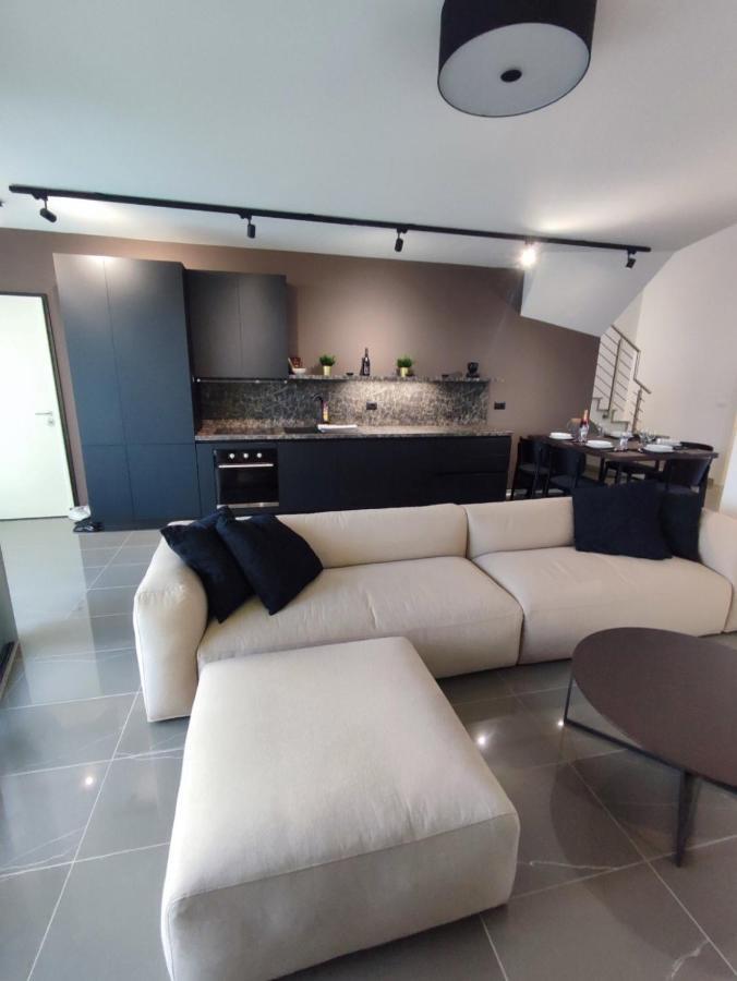 Apartment Hana Замбратия Экстерьер фото