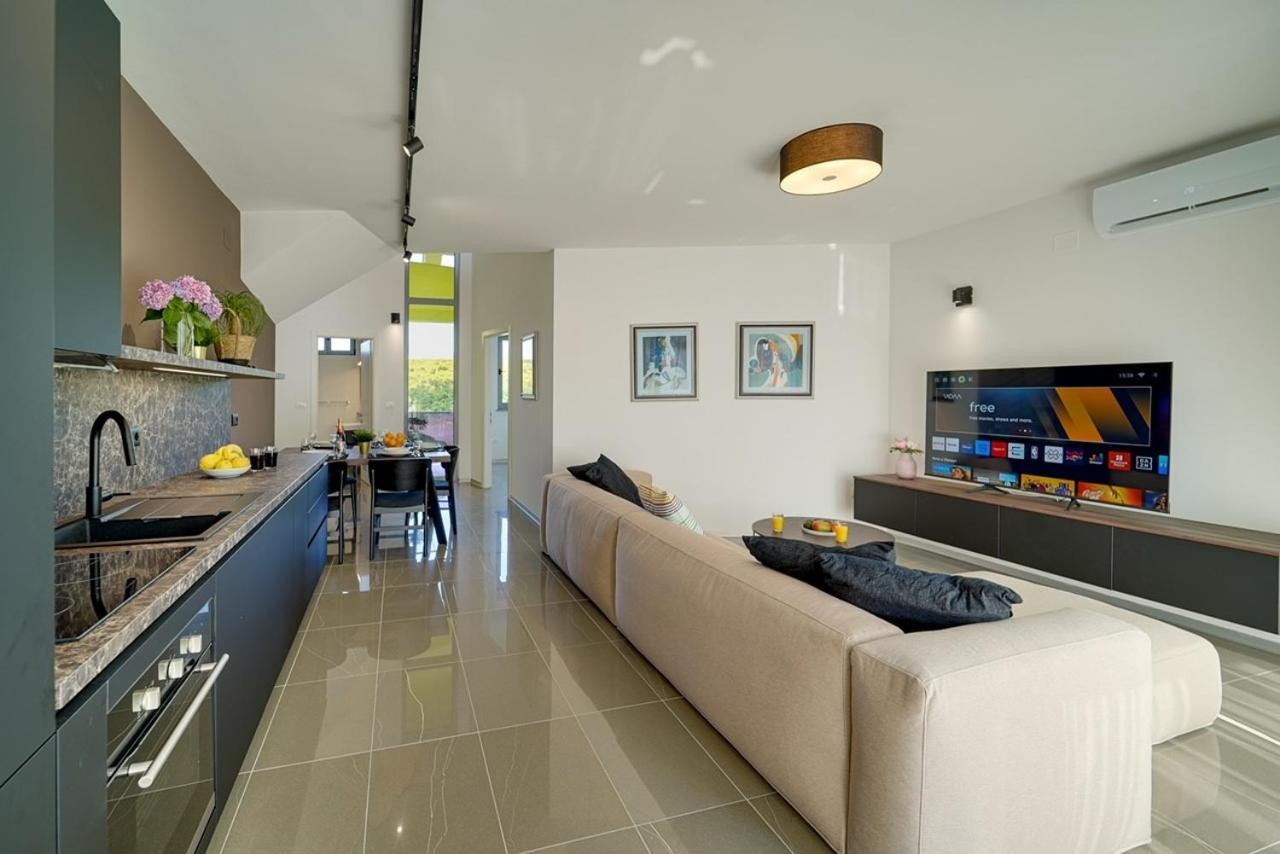 Apartment Hana Замбратия Экстерьер фото